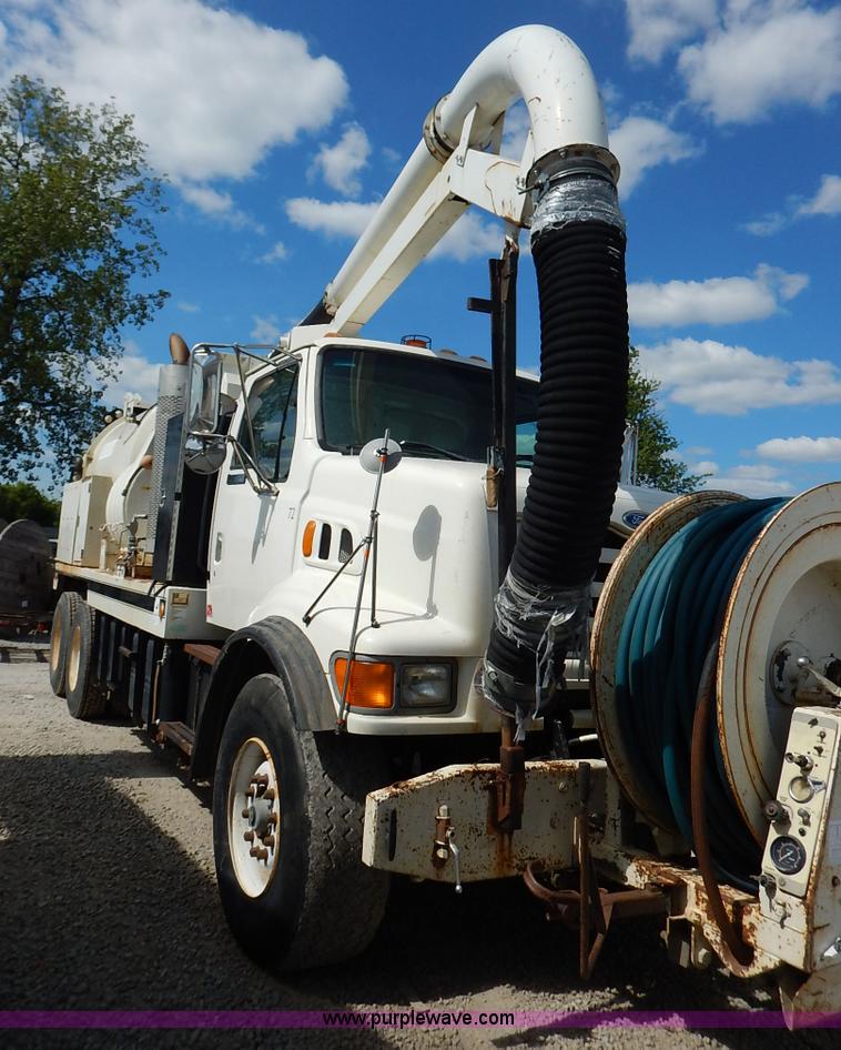 image for item J6484 1997 Ford LT8501 Louisville sewer rodder and vacuum excavation  truck