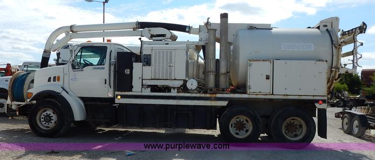 image for item J6484 1997 Ford LT8501 Louisville sewer rodder and vacuum excavation  truck