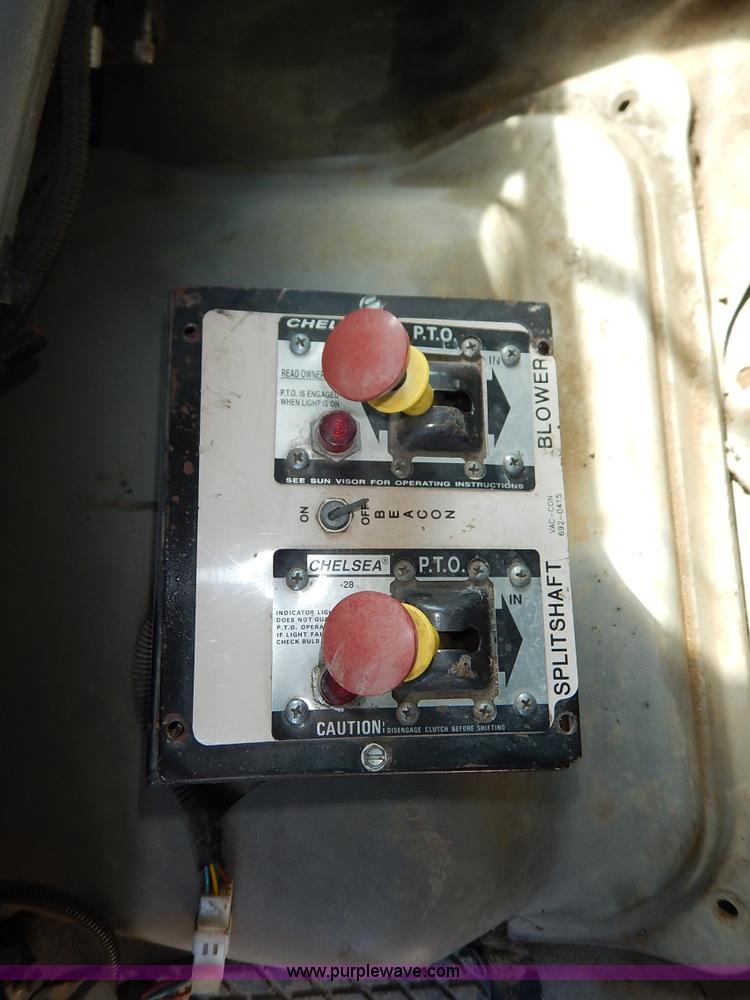 image for item J6484 1997 Ford LT8501 Louisville sewer rodder and vacuum excavation  truck