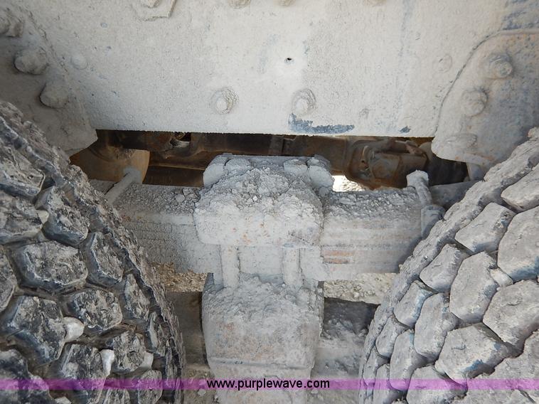 image for item J6484 1997 Ford LT8501 Louisville sewer rodder and vacuum excavation  truck