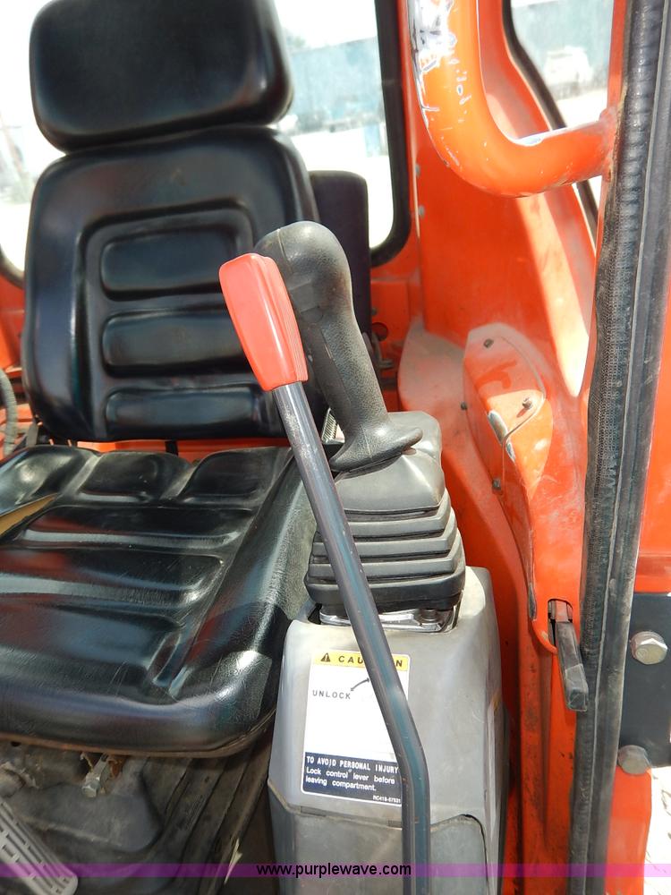 image for item J6496 2007 Kubota KX91-3 compact excavator