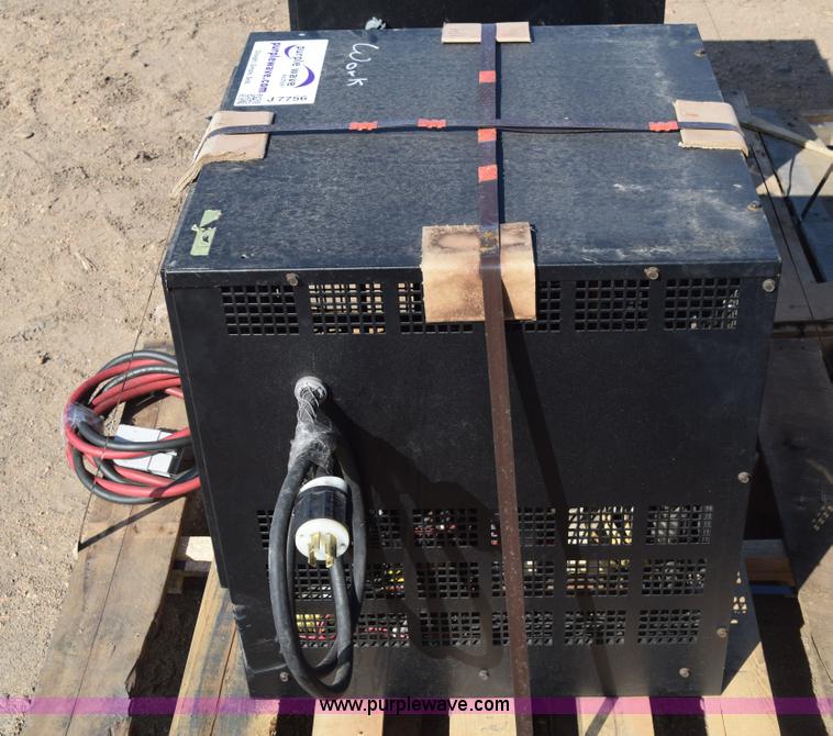 Kodiak 18K750B3 premier forklift battery charger in Kinsley, KS Item