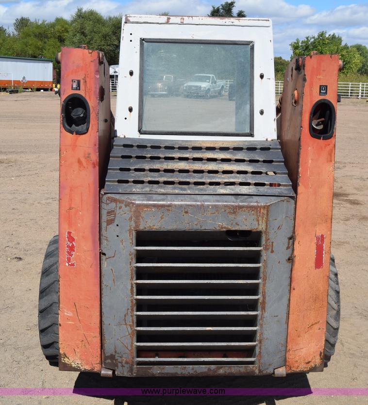 image for item J7782 Gehl 4510 skid steer