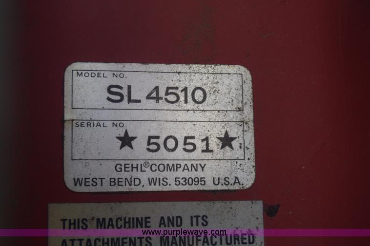 image for item J7782 Gehl 4510 skid steer