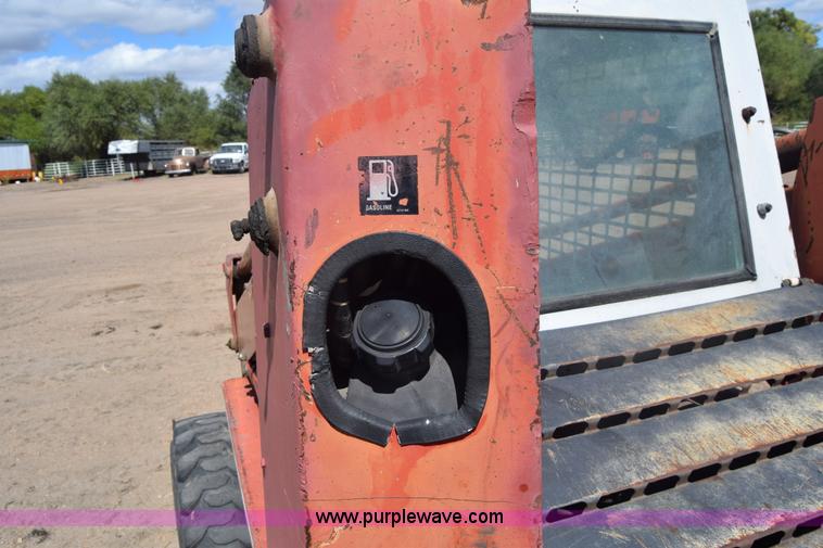 image for item J7782 Gehl 4510 skid steer