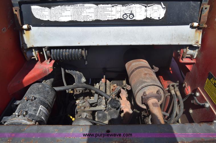 image for item J7782 Gehl 4510 skid steer