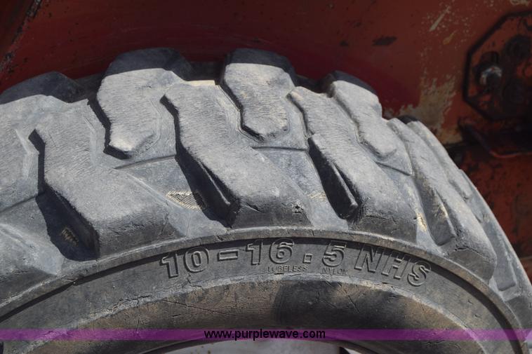 image for item J7782 Gehl 4510 skid steer