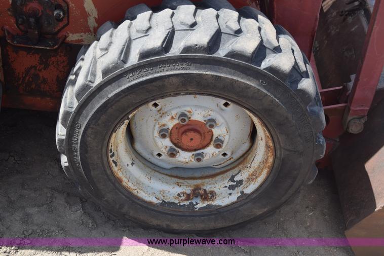 image for item J7782 Gehl 4510 skid steer