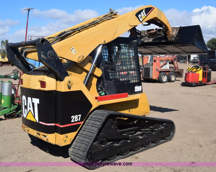 image for item J8199 2003 Caterpillar 287 skid steer