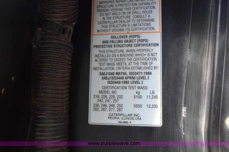 image for item J8199 2003 Caterpillar 287 skid steer