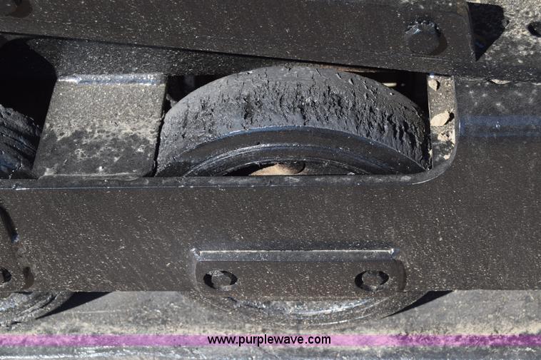 image for item J8199 2003 Caterpillar 287 skid steer