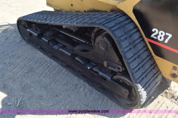 image for item J8199 2003 Caterpillar 287 skid steer