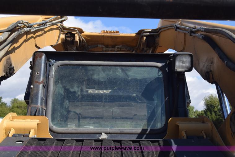 image for item J8199 2003 Caterpillar 287 skid steer