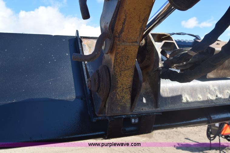 image for item J8199 2003 Caterpillar 287 skid steer