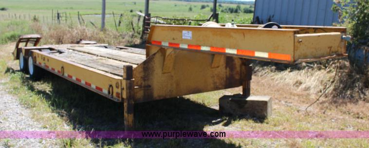 image for item K1105 1966 Hyster equipment trailer