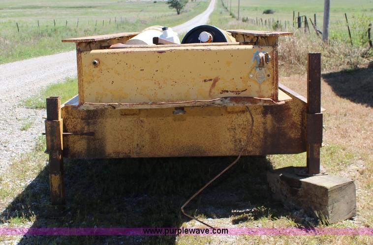 image for item K1105 1966 Hyster equipment trailer