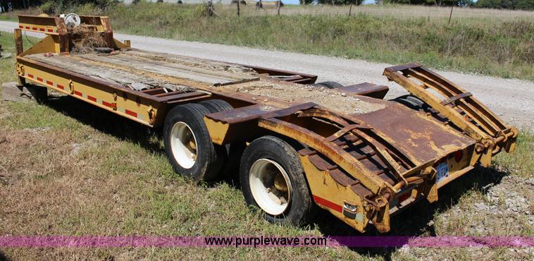 image for item K1105 1966 Hyster equipment trailer