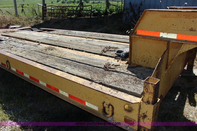 image for item K1105 1966 Hyster equipment trailer