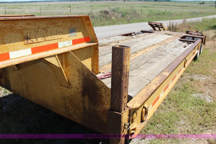 image for item K1105 1966 Hyster equipment trailer