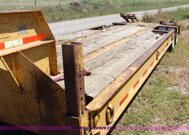 image for item K1105 1966 Hyster equipment trailer