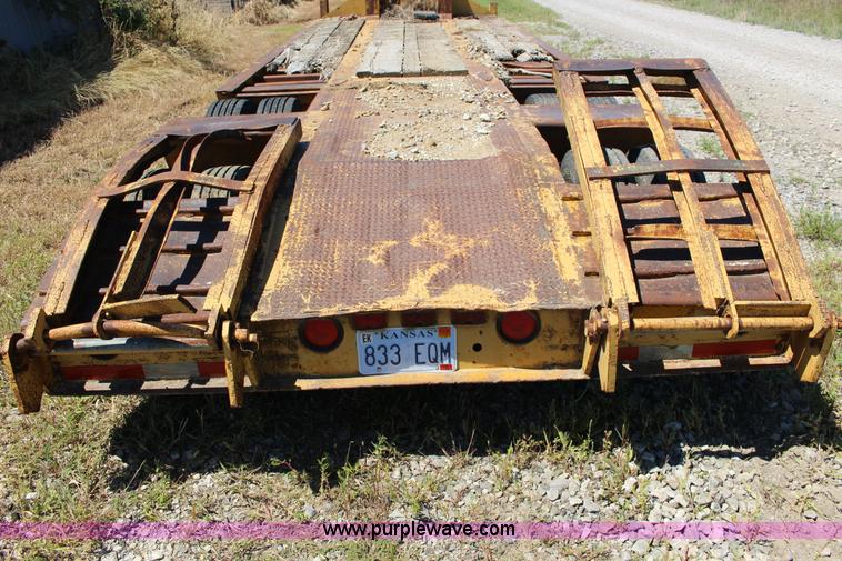 image for item K1105 1966 Hyster equipment trailer