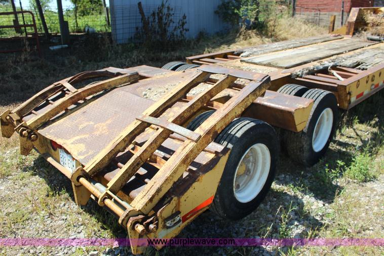image for item K1105 1966 Hyster equipment trailer