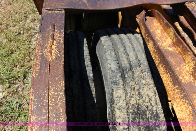 image for item K1105 1966 Hyster equipment trailer