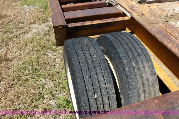 image for item K1105 1966 Hyster equipment trailer