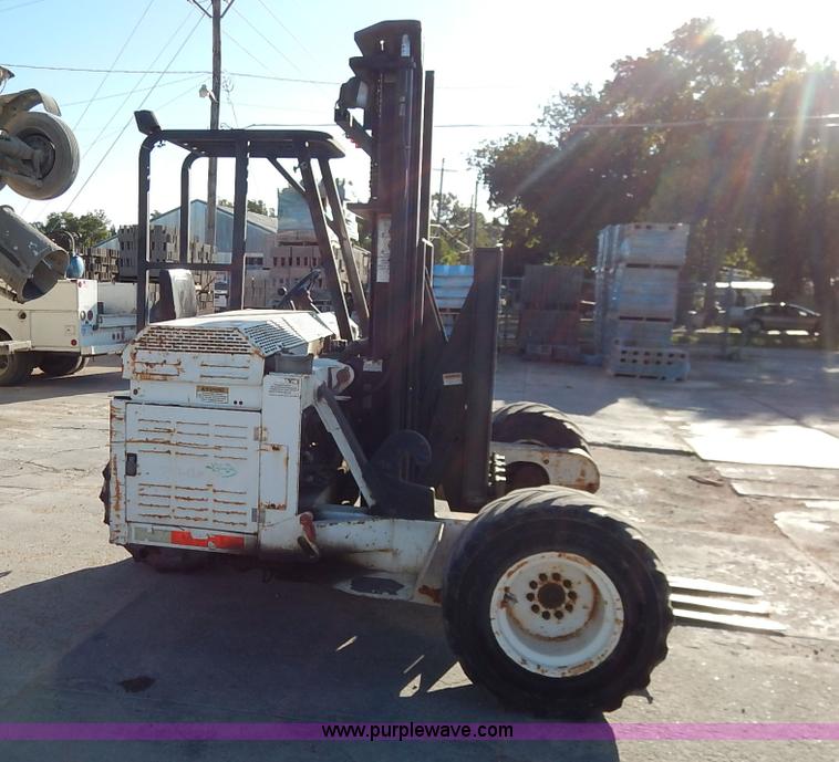 image for item K1654 2001 Tail Gator 5010AWD forklift