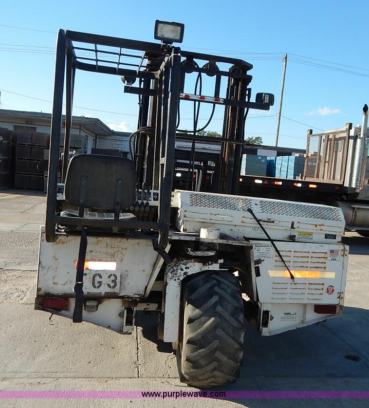 image for item K1654 2001 Tail Gator 5010AWD forklift