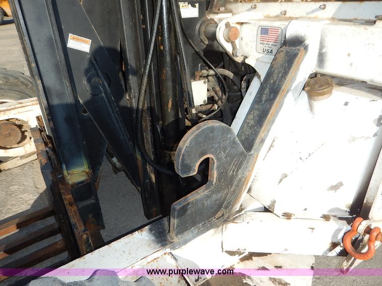 image for item K1654 2001 Tail Gator 5010AWD forklift