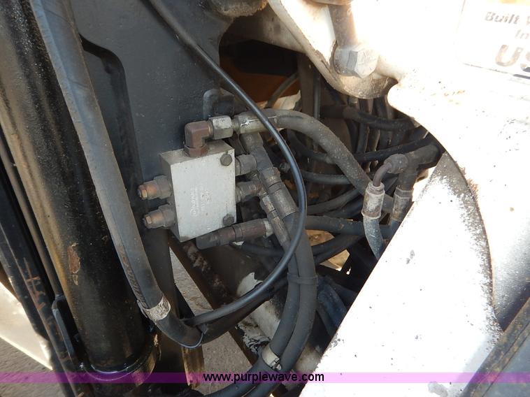 image for item K1654 2001 Tail Gator 5010AWD forklift