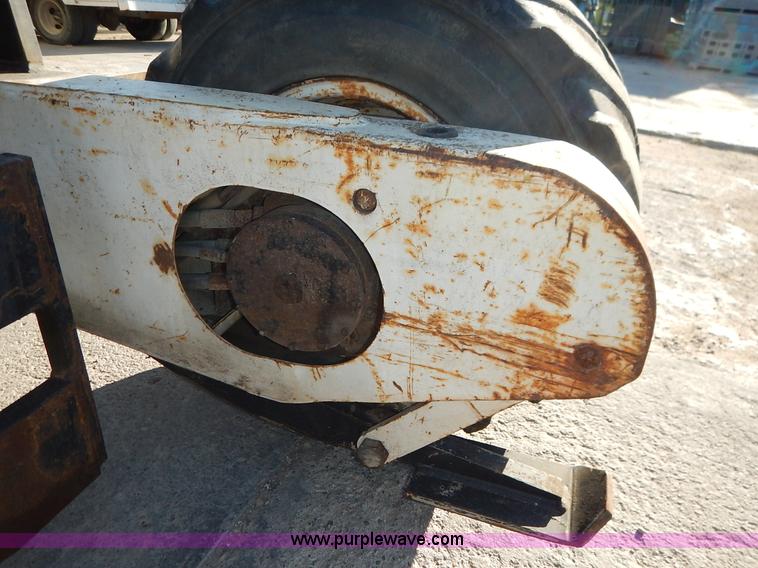 image for item K1654 2001 Tail Gator 5010AWD forklift