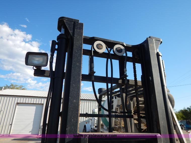 image for item K1654 2001 Tail Gator 5010AWD forklift