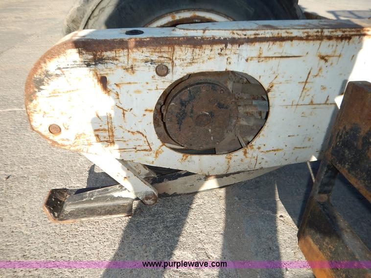 image for item K1654 2001 Tail Gator 5010AWD forklift