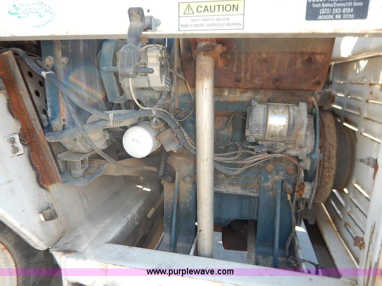 image for item K1654 2001 Tail Gator 5010AWD forklift