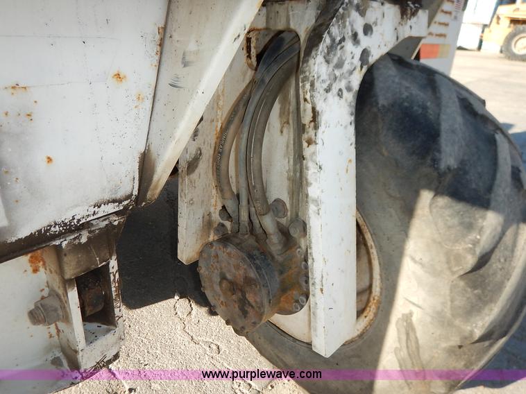 image for item K1654 2001 Tail Gator 5010AWD forklift