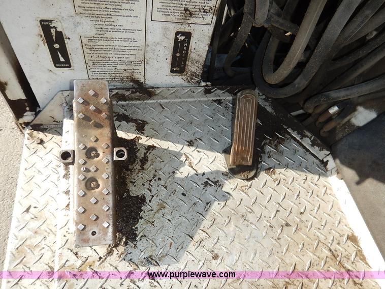 image for item K1654 2001 Tail Gator 5010AWD forklift