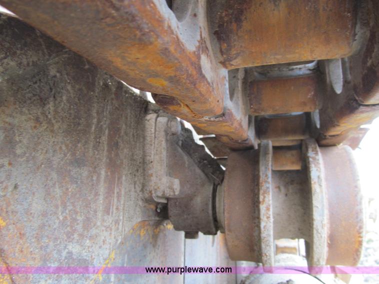 image for item K6332 1978 Caterpillar 955L track loader