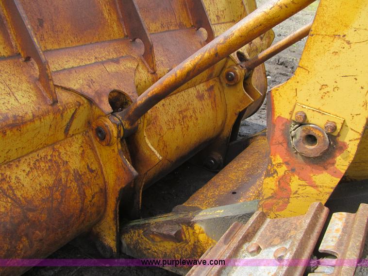 image for item K6332 1978 Caterpillar 955L track loader