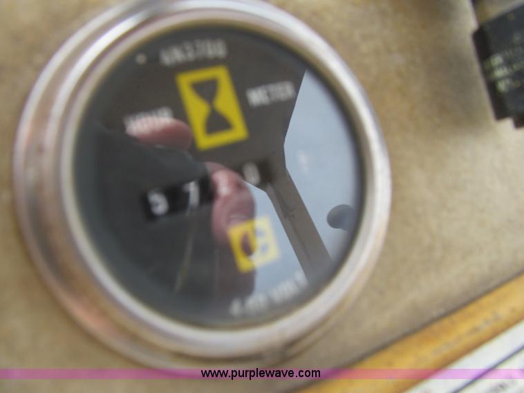 image for item K6332 1978 Caterpillar 955L track loader