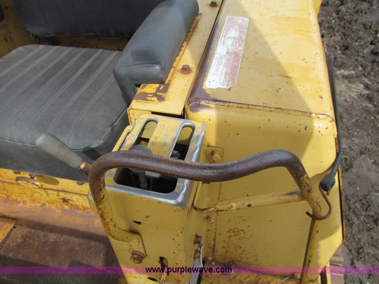 image for item K6332 1978 Caterpillar 955L track loader