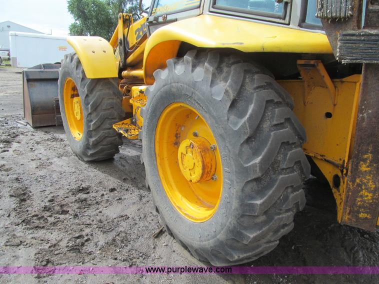 image for item K6333 1992 JCB 215S backhoe