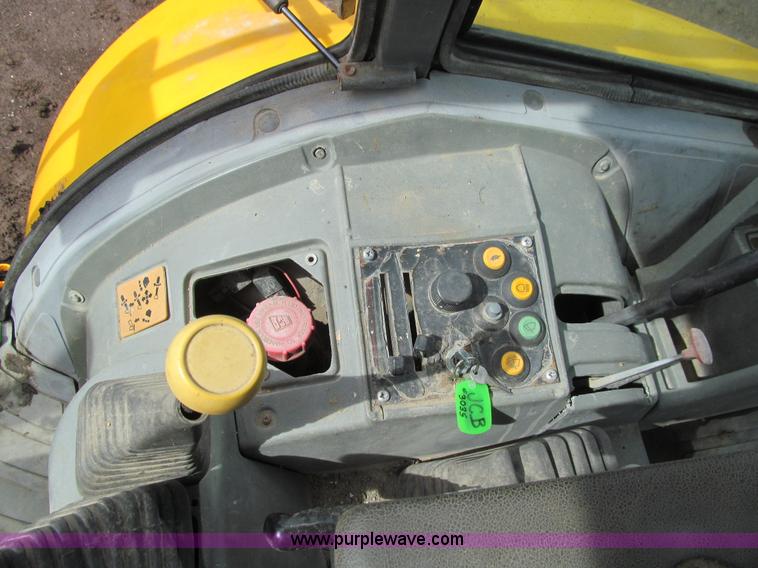 image for item K6333 1992 JCB 215S backhoe