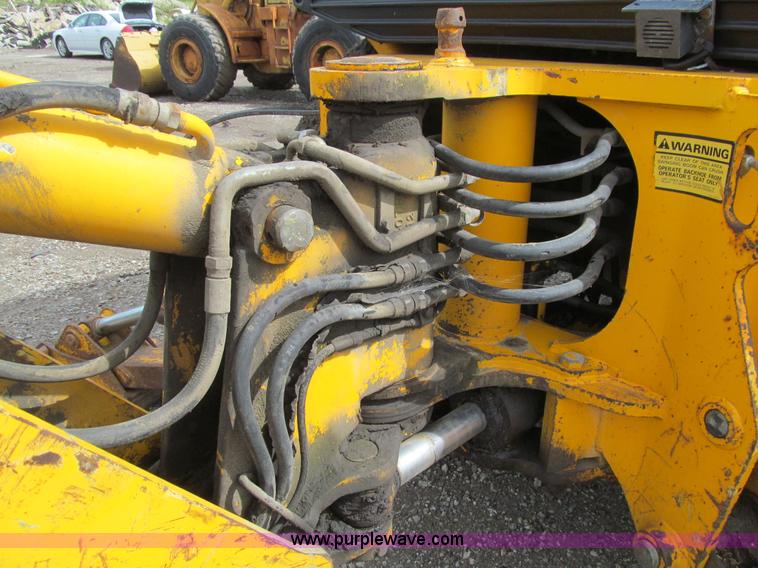 image for item K6333 1992 JCB 215S backhoe