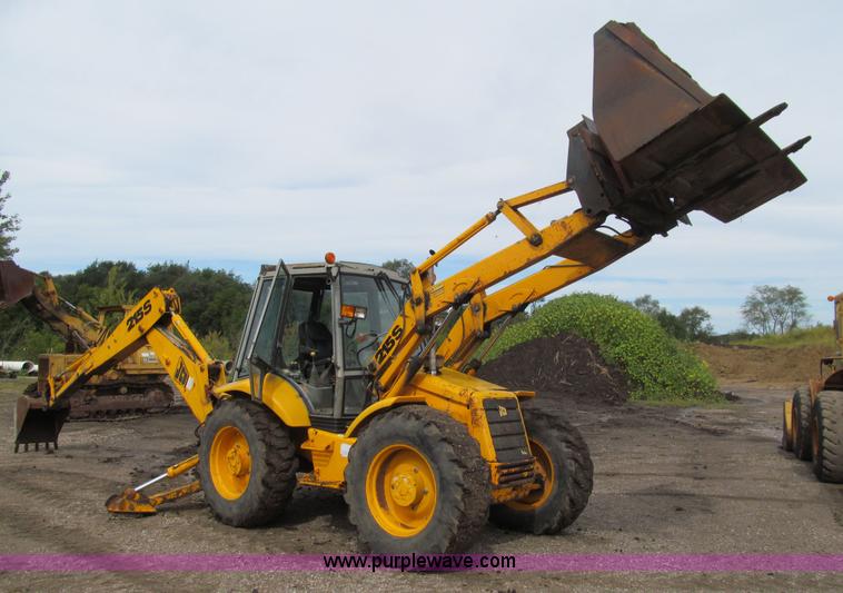 image for item K6333 1992 JCB 215S backhoe