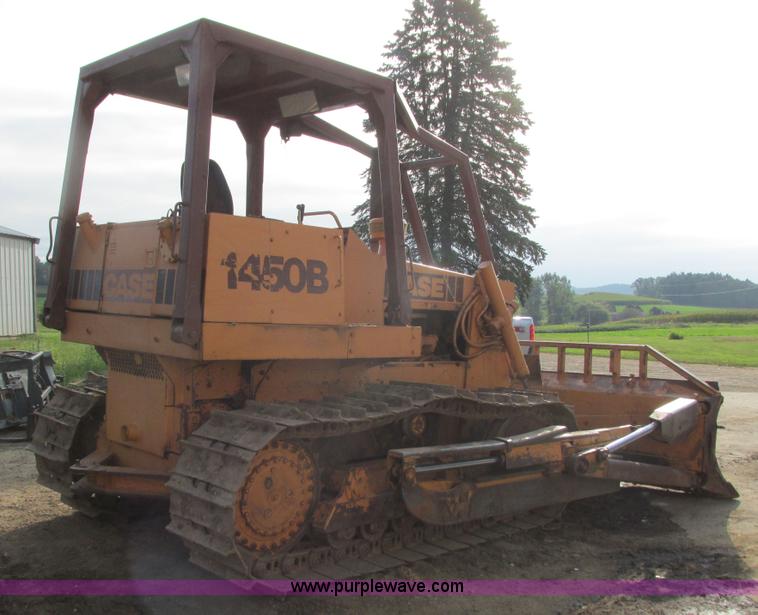 image for item K6632 1986 Case 1450B dozer