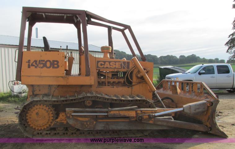 image for item K6632 1986 Case 1450B dozer