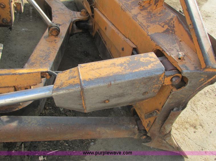 image for item K6632 1986 Case 1450B dozer