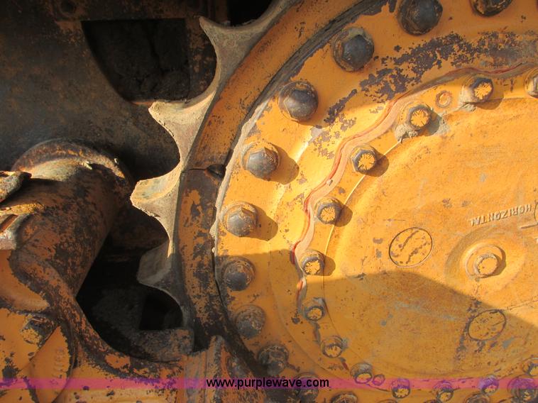 image for item K6632 1986 Case 1450B dozer